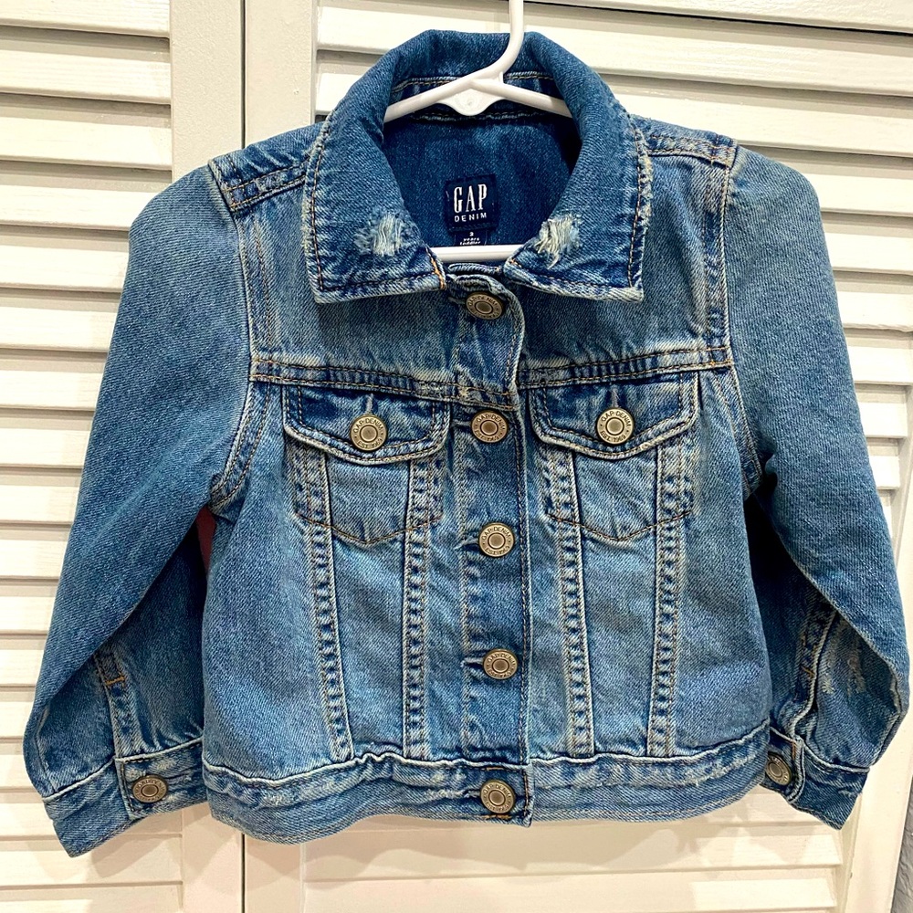 GAP icon denim jacket